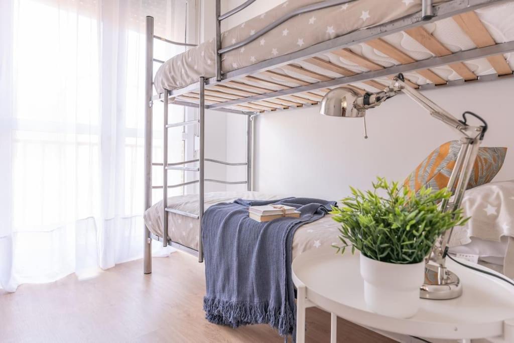 Centrico Y Comodo Apartamento Con Parking Privado Santander Ngoại thất bức ảnh