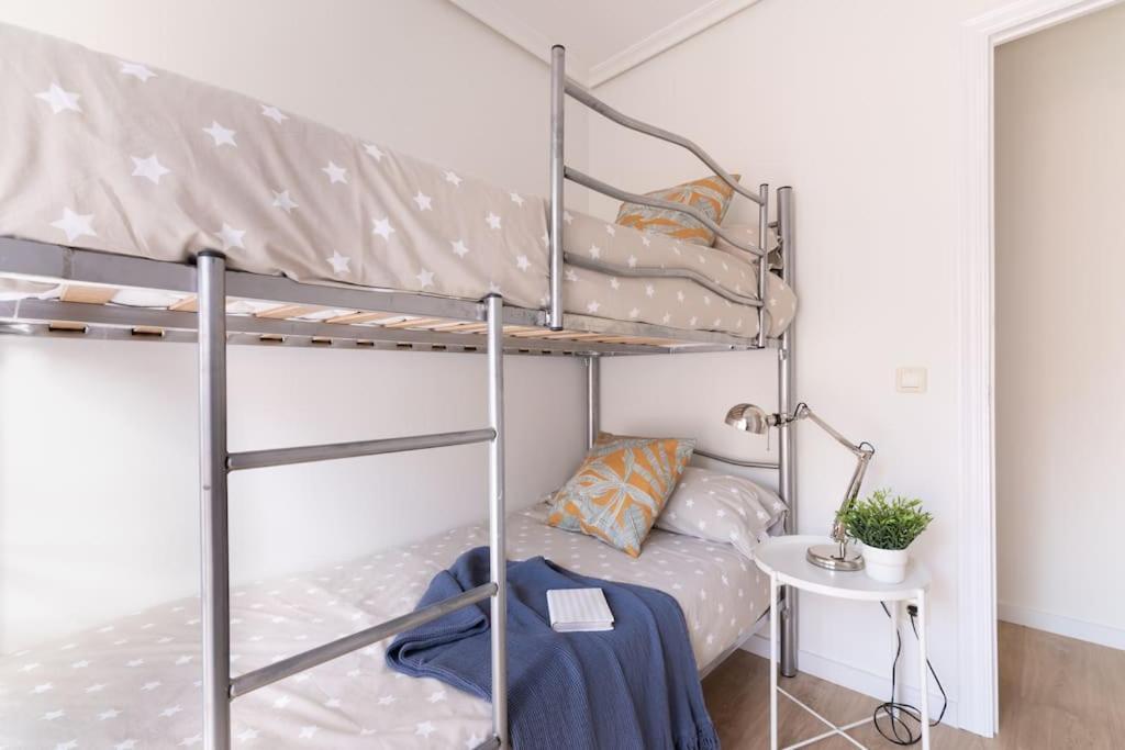 Centrico Y Comodo Apartamento Con Parking Privado Santander Ngoại thất bức ảnh
